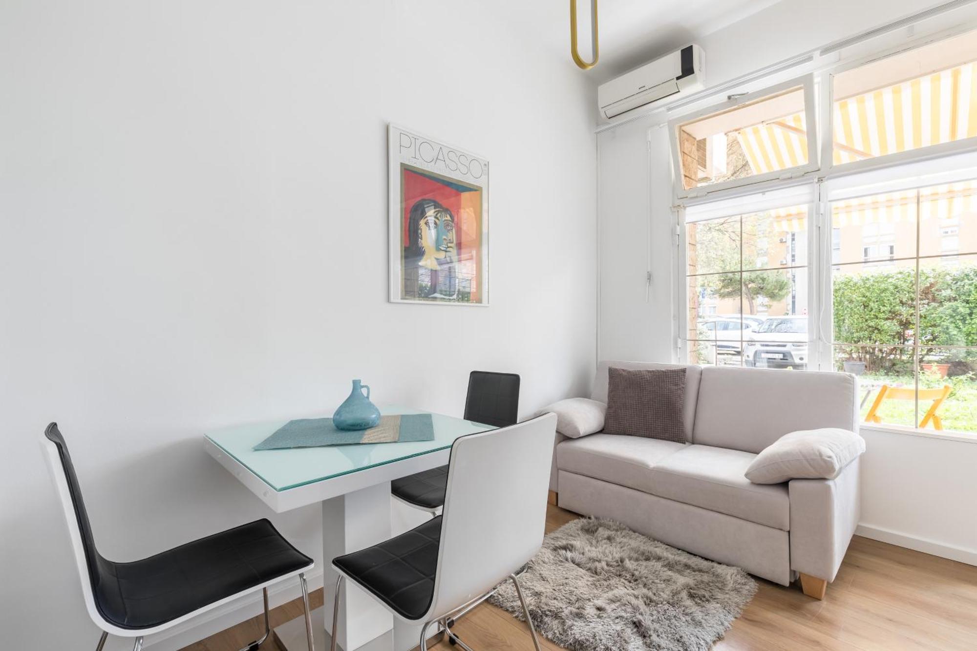 Apartment Modern Studio Near Znjan Beach Split Dış mekan fotoğraf